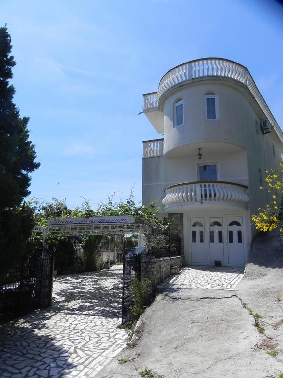 Apartments & Rooms Villa Anastasija Ulcinj Eksteriør billede